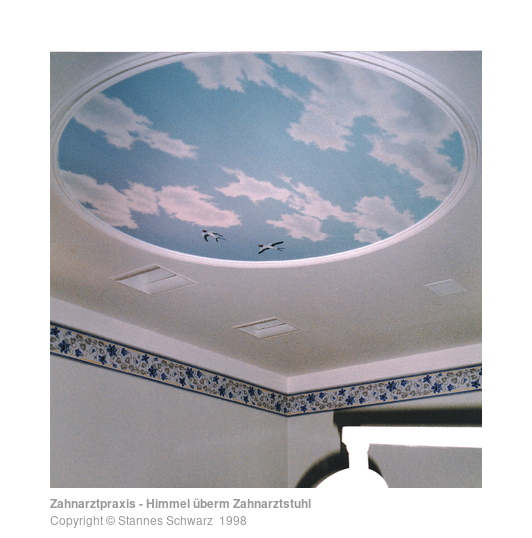 Zahnarztpraxis - Himmel überm Zahnarztstuhl